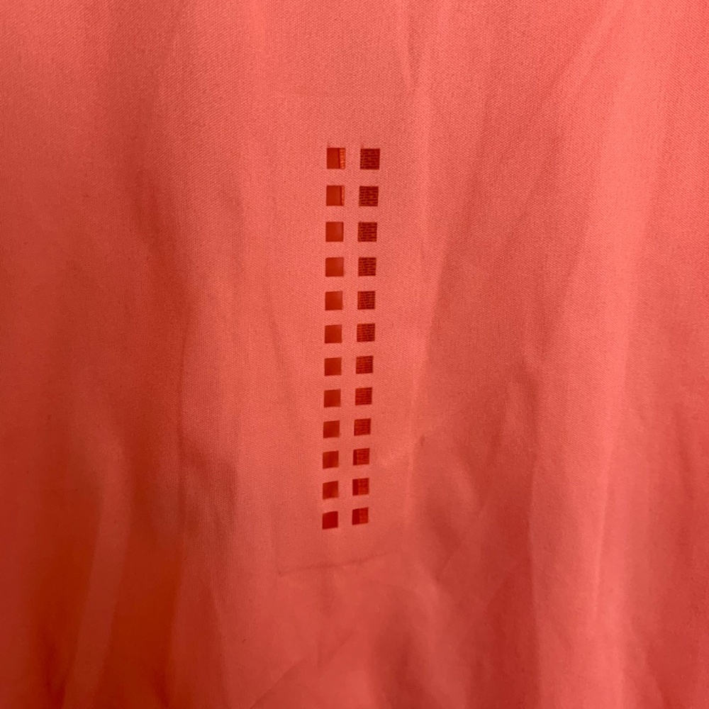 NWOT Altra Peach Packable Half Zip Pullover Jacket - Picture 9 of 9